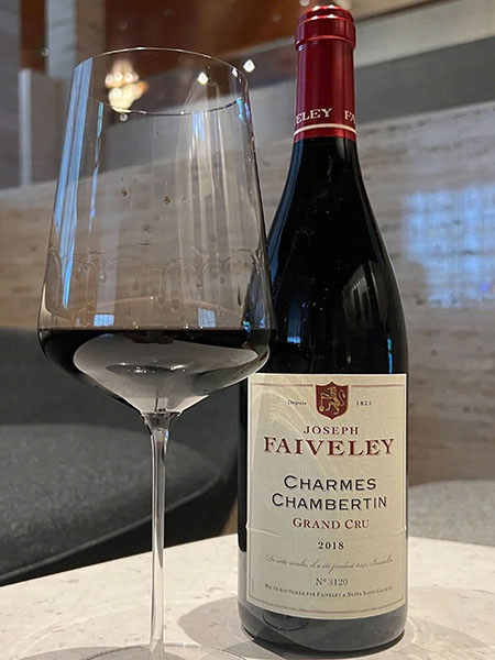 rượu vang joseph faiveley charmes chambertin