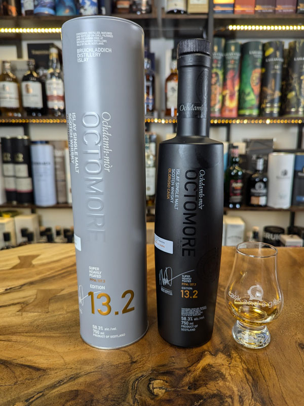 rượu whisky octomore 13.2