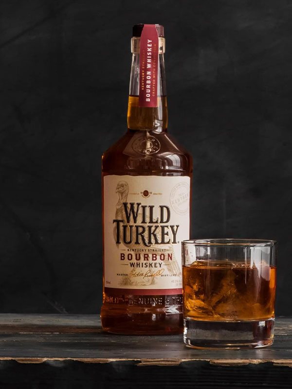 rượu wild turkey bourbon 81