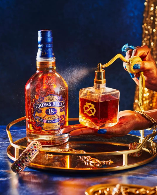 tuyển chọn quà tết 2026 với rượu chivas 18 mẫu mới