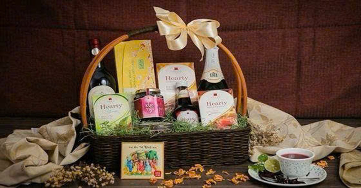 bí quyết chọn hộp quà rượu vang độc đáo cho tết 2026