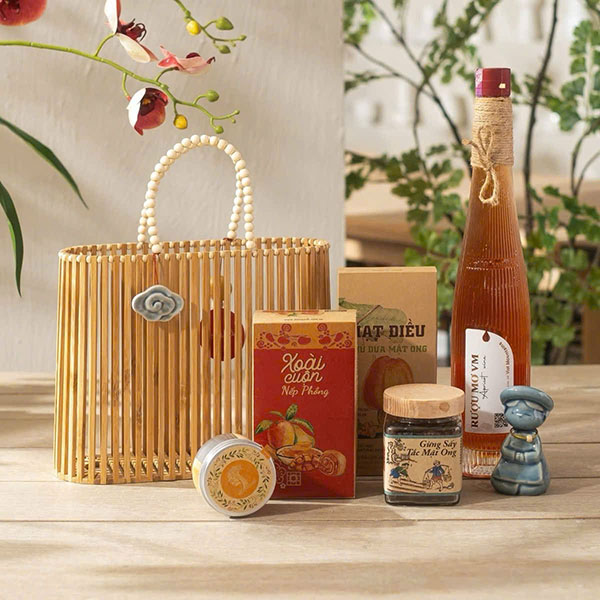 Dịch vụ hộp quà rượu vang tết 2026 cho doanh nghiệp
