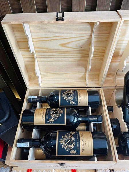 mua rượu n83 negroamaro limited chính hãng ở đâu? mua rượu n83 negroamaro limited chính hãng ở đâu?