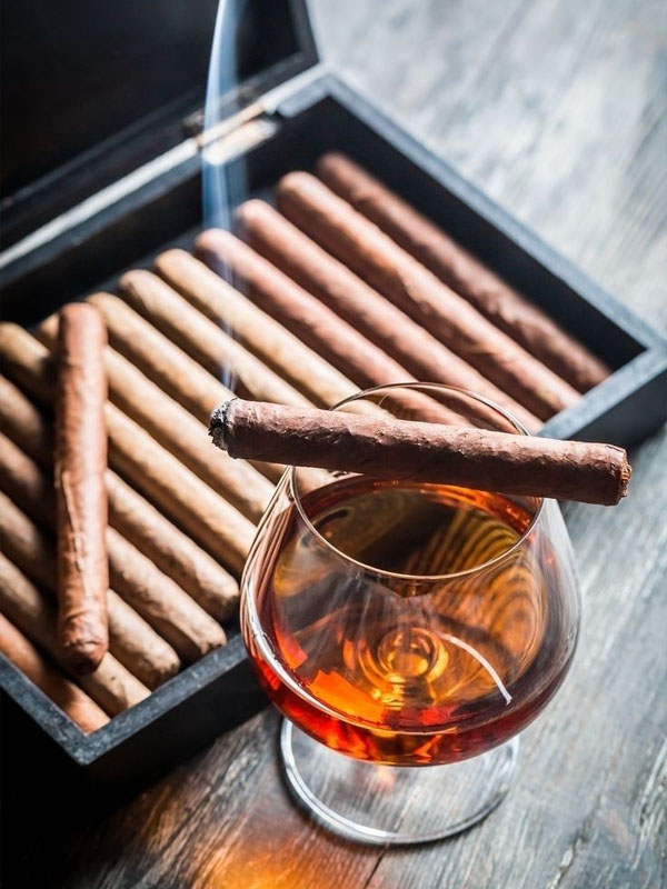 rượu lagavulin 16 y.o hộp quà tết 2026