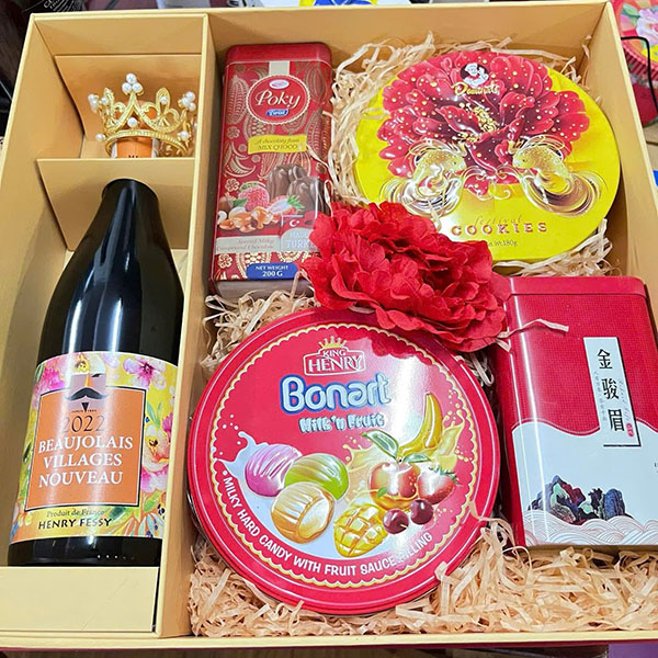 set quà tết rượu vang độc đáo với chi phí tối ưu