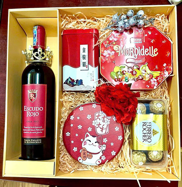 set quà tết rượu vang độc đáo với chi phí tối ưu