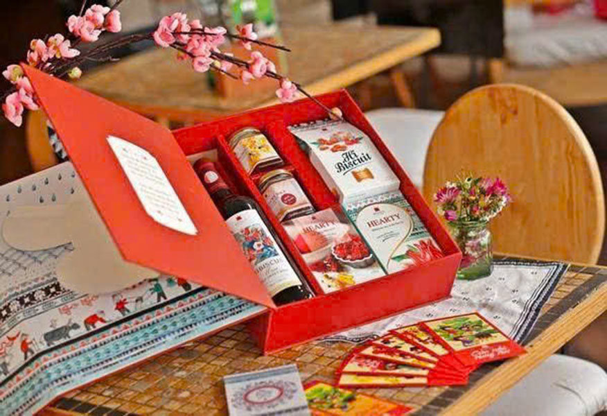 top 10 hộp quà rượu vang tết 2026 ấn tượng nhất