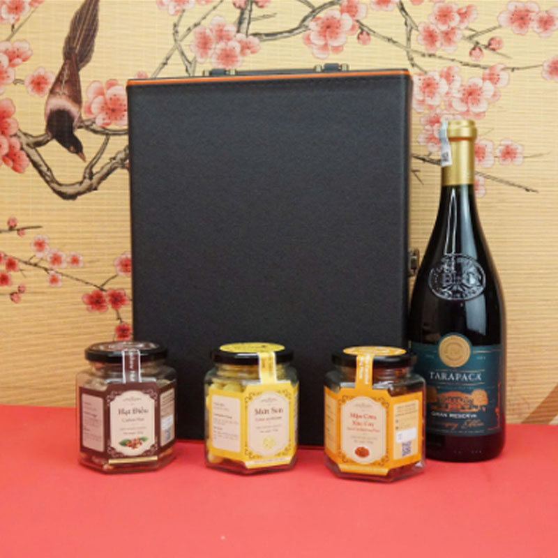 hộp quà tết 2026 rượu vang chile ms030