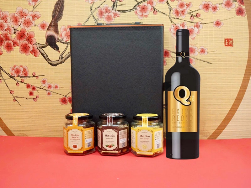 hộp quà tết 2026 rượu vang ý ms033