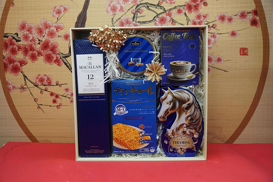 hộp quà rượu vang nổ chúc mừng năm mới tại cầu giấy uy tín