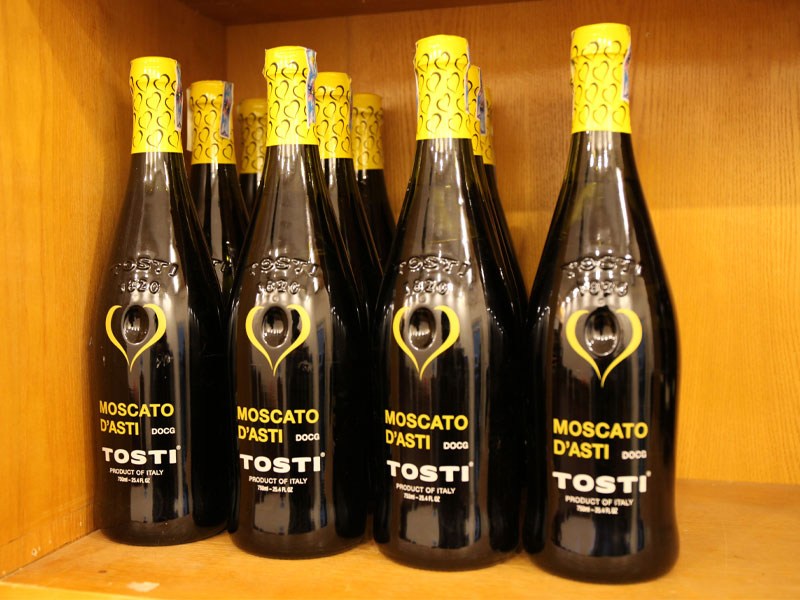 top 10 chai vang moscato đóng quà tết đẹp nhất sang trọng