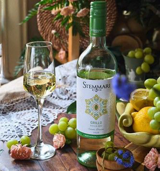 5 chai rượu vang ý ngọt ngào, dễ uống tặng nàng 8/3