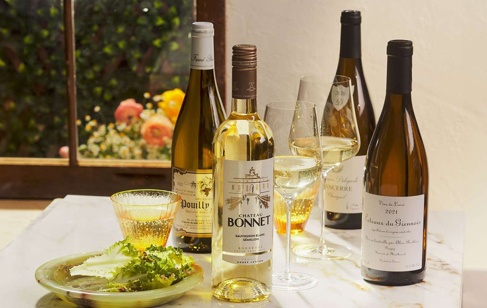 đừng mua hoa, tặng ngay rượu vang 8/3 dưới 1 triệu đồng