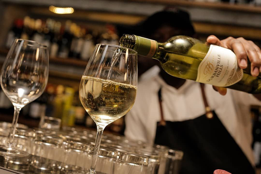 top 5 chai rượu vang trắng pháp thượng hạng nên thử nhất
