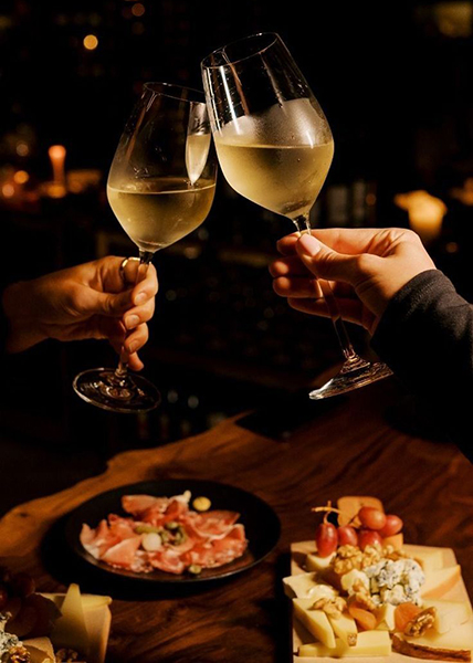 top 5 chai rượu vang trắng pháp thượng hạng nên thử nhất